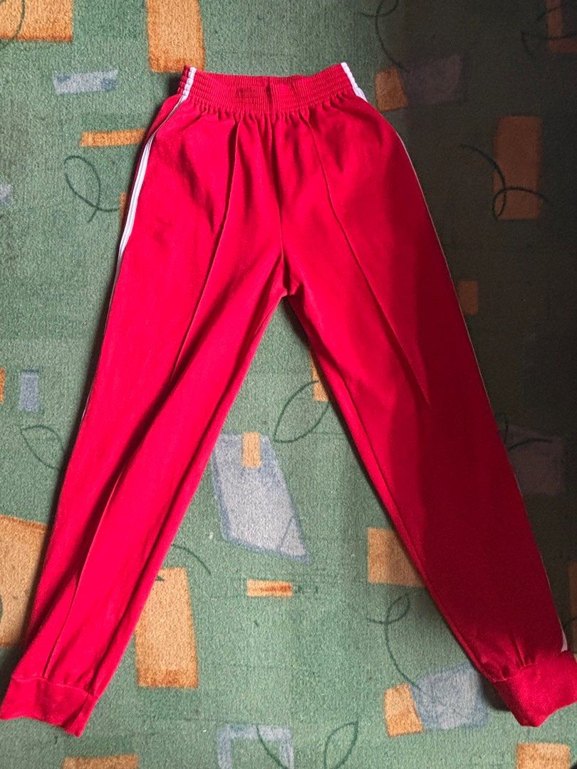 SPUQC grade 8 P.E. Uniform (Category: Sets or Coordinates) located in Quezon City. Submitted by dtzee (Listing ID 1380159742, Image 3). Description: Grade 8 pe uniform for St. Paul University Q.C. Large size .