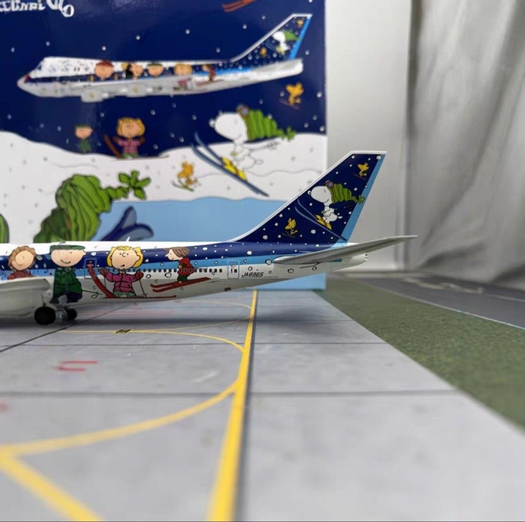 SQ Wings(JC Wings) 1:200 ANA Boeing 747-400D Snoopy Livery SQ Wings(JC Wings) 1:200 ANA Boeing 747-400D Snoopy Livery