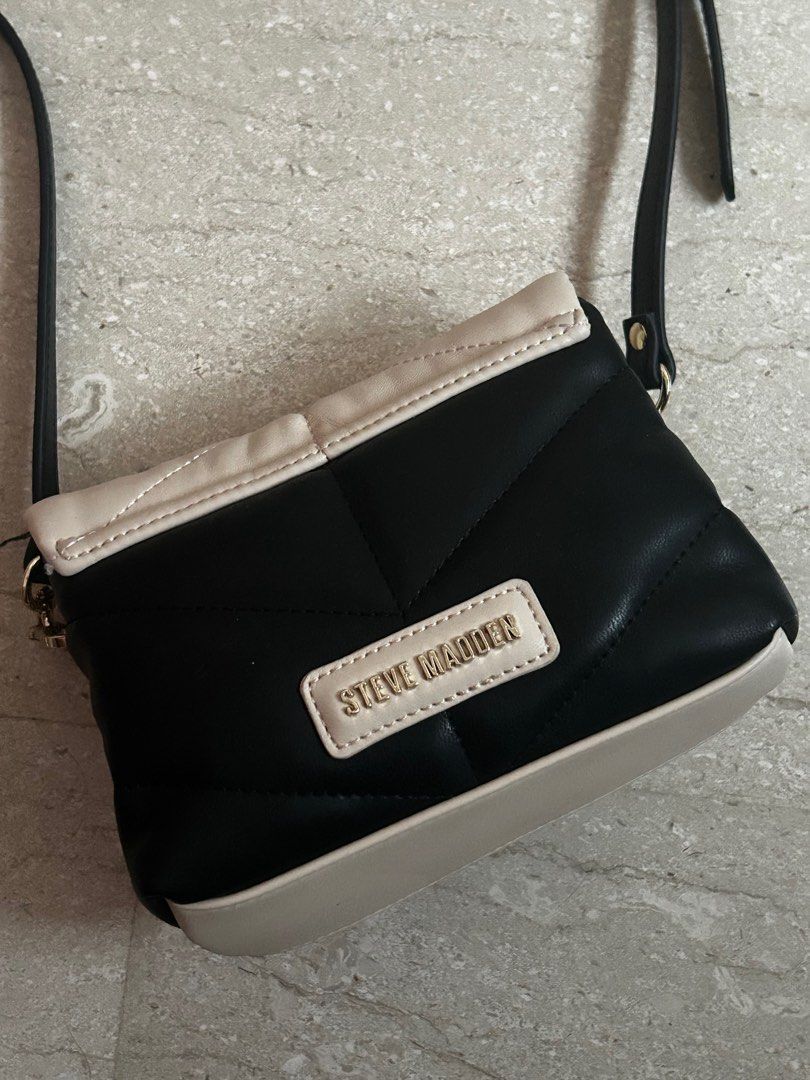 Steve Madden Quilted Crossbody Bag Puffy Sling Bag (Category: Bags & Wallets) located in Singapore. Submitted by haru.u (Listing ID 1380192619, Image 3). Description: Brand new puffy bag and authentic! Clearing because too many bags.