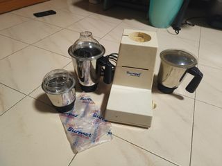 (Category: ) located in . Submitted by maudemc (Listing ID 1380102385, Image 1). Description: .