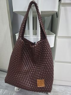 (Category: ) located in . Submitted by veryimpulsiveshopper (Listing ID 1380111138, Image 1). Description: .