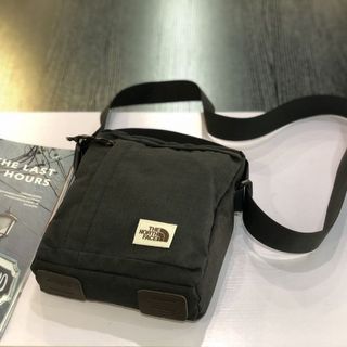 （分類：）位於 。 由 damsq 提交（商品編號 1380241066，圖片 1）。簡介： 。