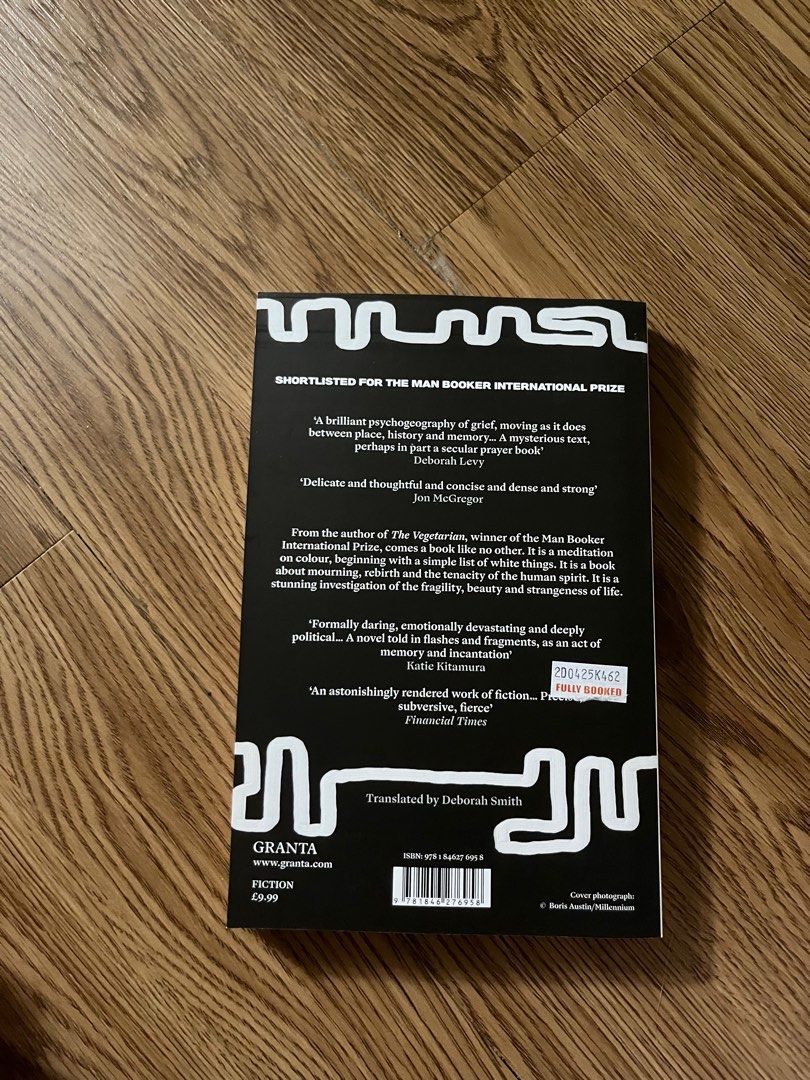The White Book by Han Kang (Category: Storybooks) located in Pasig City. Submitted by shopbcab (Listing ID 1380111298, Image 2). Description: -never used -RFS: got as a gift, not my genre.