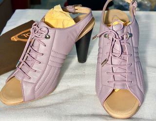 (Category: ) located in . Submitted by designersXchange (Listing ID 1380205249, Image 1). Description: .