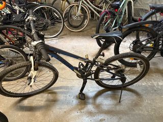 (Category: ) located in . Submitted by kp1516 (Listing ID 1380127726, Image 1). Description: .