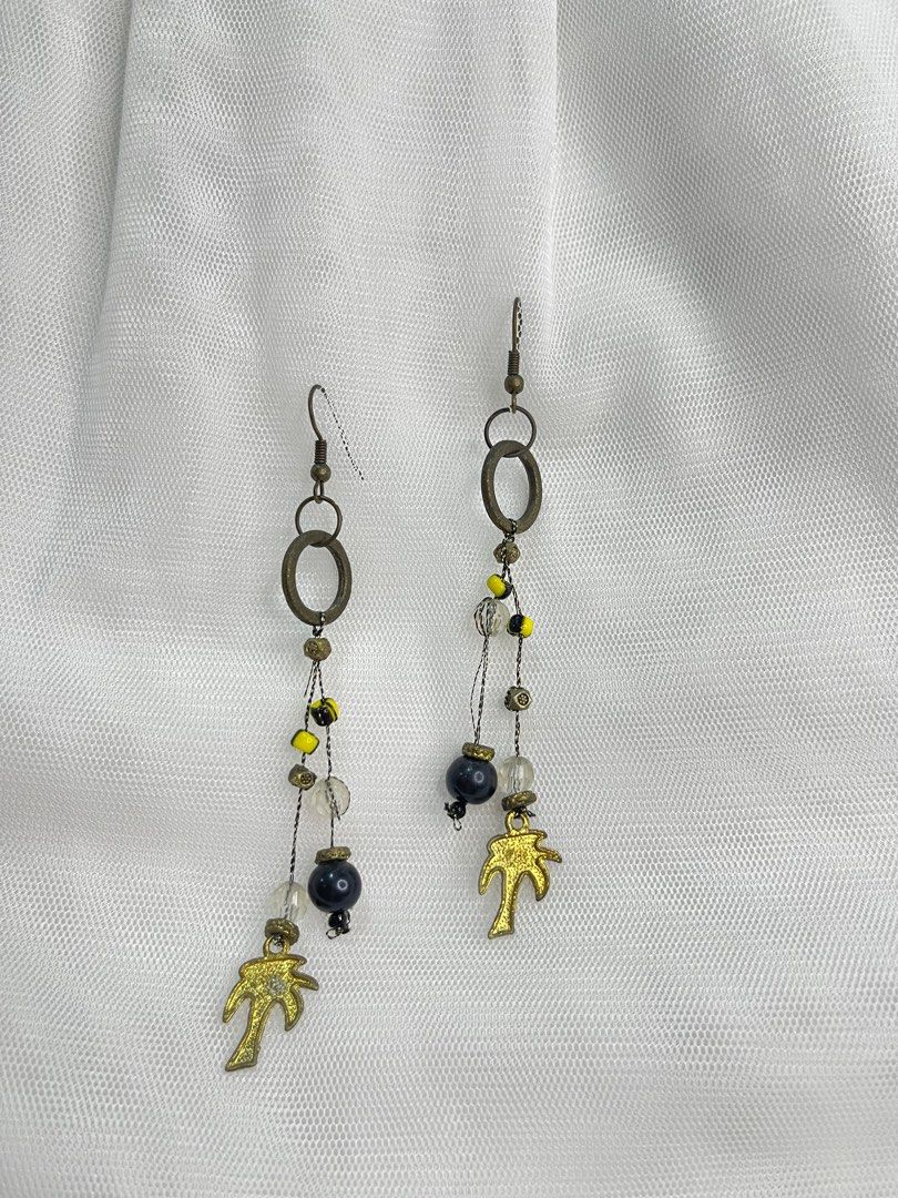 Tripical Boho Ethnic Chandelier Dangling 2000s Earrings (Category: Earrings) located in Quezon City. Submitted by zora.ph (Listing ID 1380136266, Image 1). Description: .