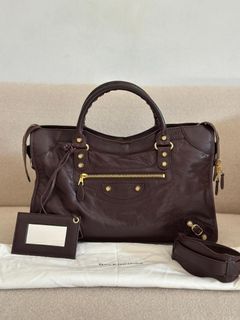 (Kategori: ) berada di . Dikirim oleh mommycl.boutique (ID iklan 1380100041, Gambar 1). Deskripsi: .