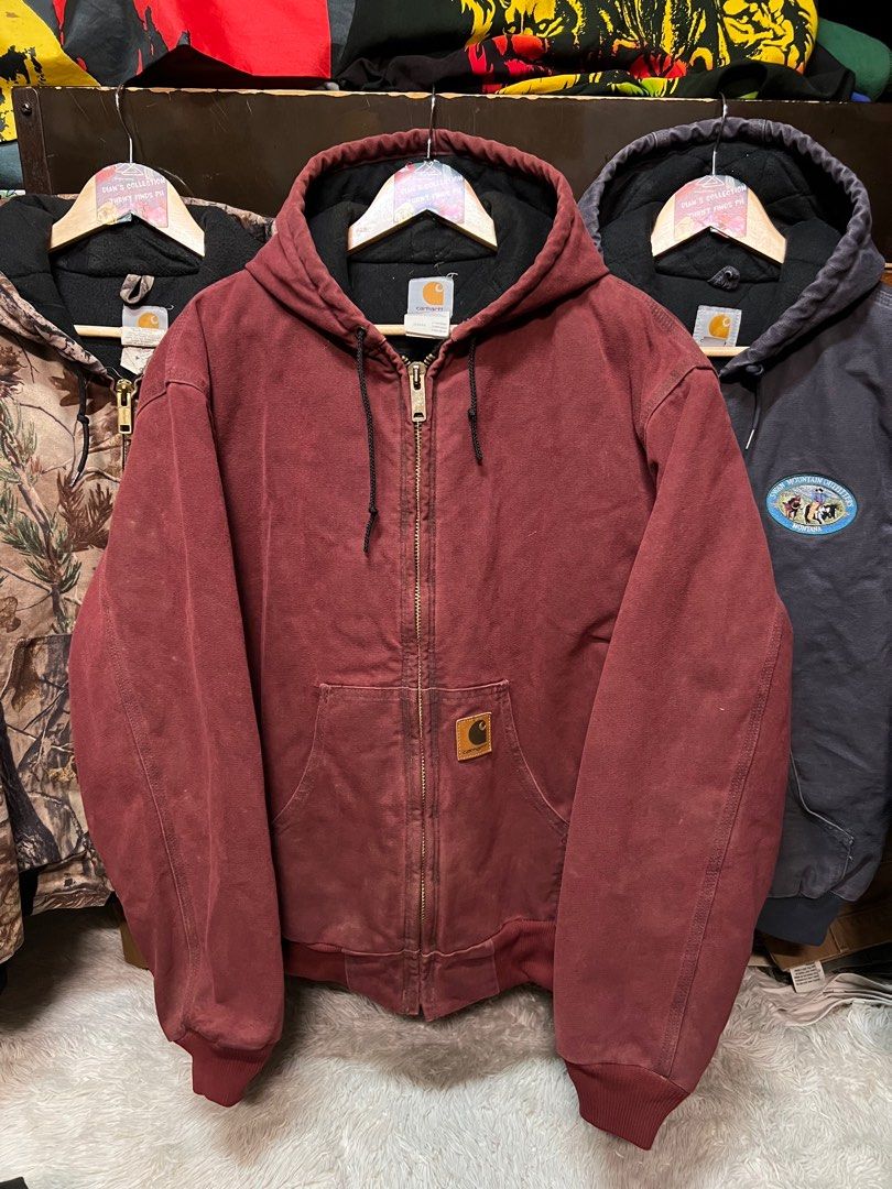 Vintage Carhartt Active Jacket - J68 BRK (Category: Activewear) located in San Juan City. Submitted by judyannjimlani03 (Listing ID 1380256965, Image 1). Description: Vintage Carhartt Active Jacket (Very Rare 💎) J68 BRK (Brick) XL 27 x 28 Falwless ✨.