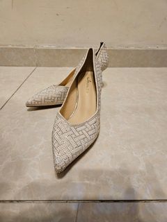 （分類：）位於 。 由 aikolillian 提交（商品編號 1380164754，圖片 1）。簡介： 。