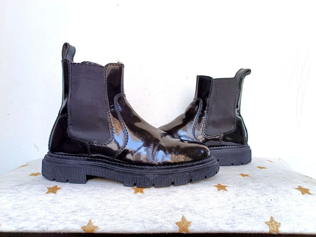 Zara men chunky boots