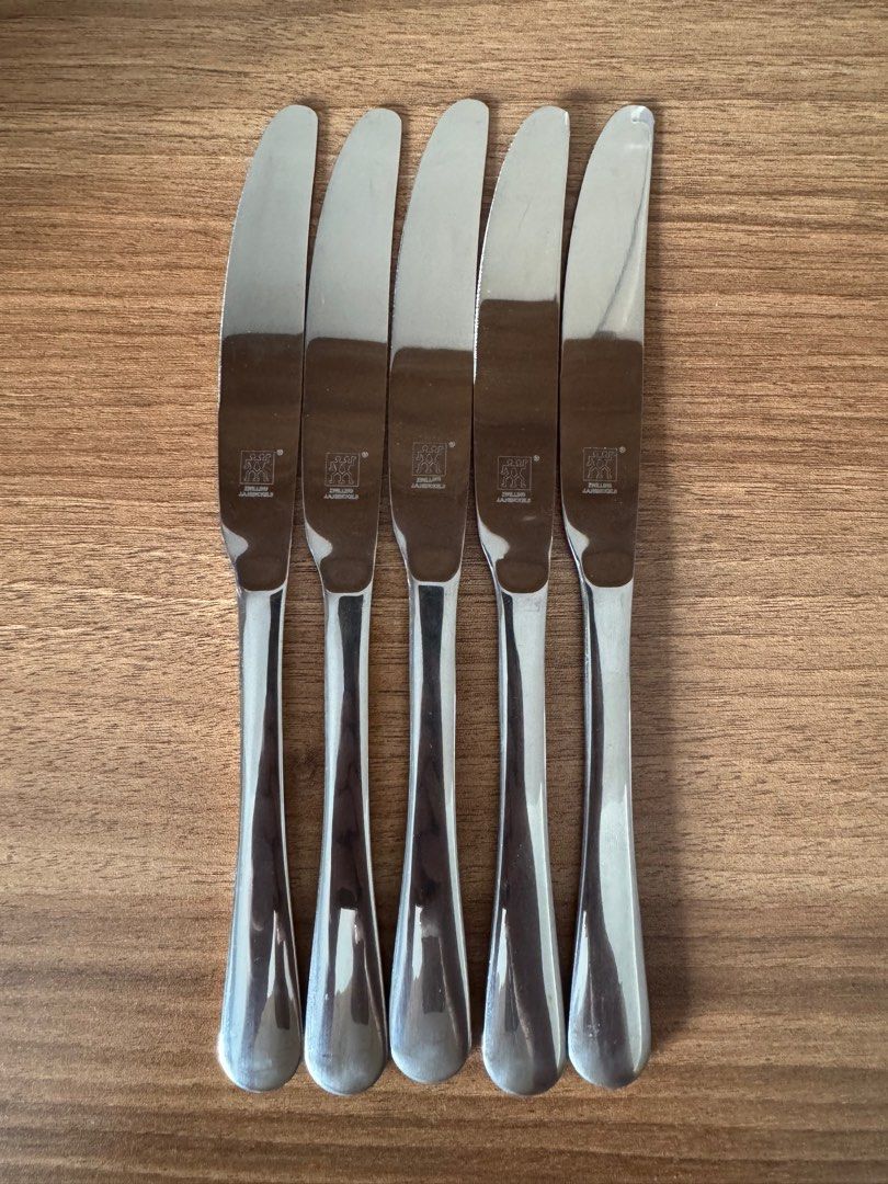 ZWILLING table knife 5 pcs (Category: Dinnerware & Cutlery) located in Quezon City. Submitted by lrski (Listing ID 1380154472, Image 1). Description: .