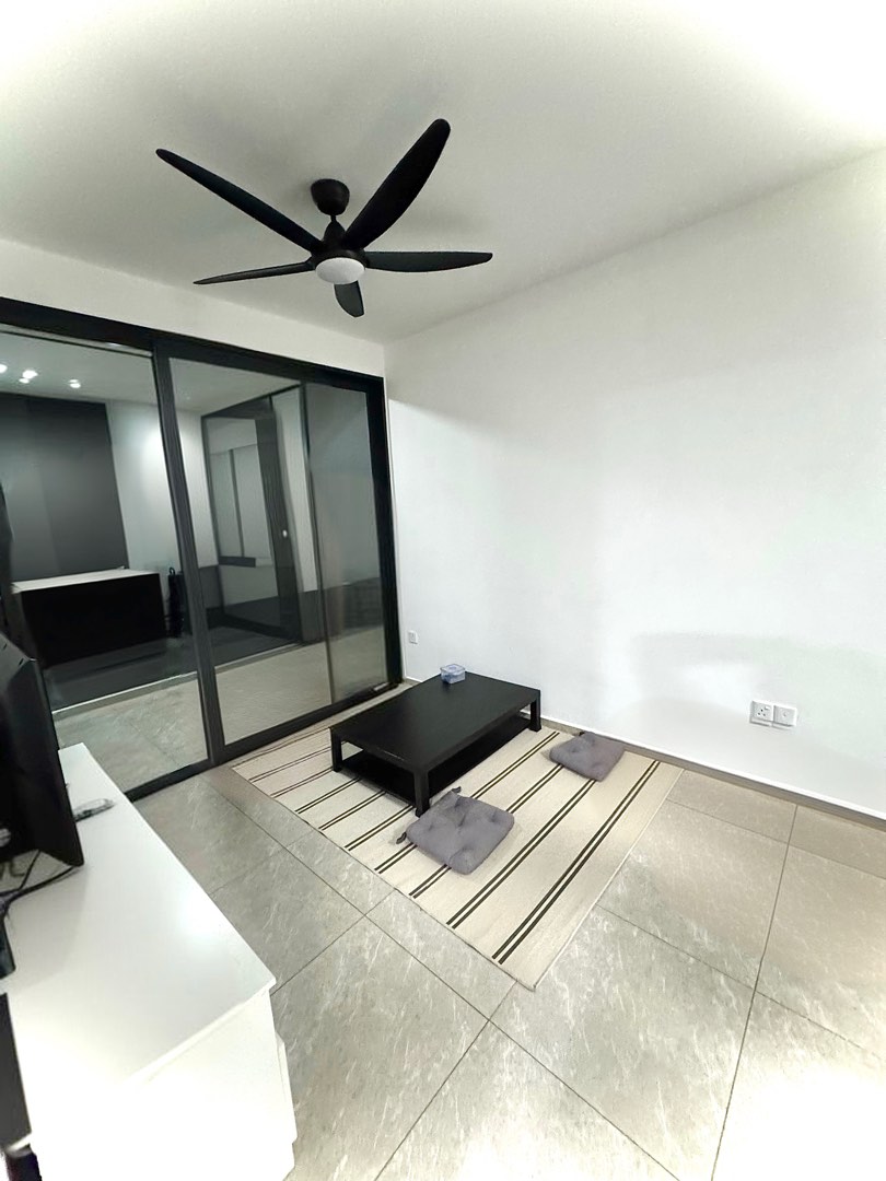 (Category: ) located in . Submitted by joozie (Listing ID 1380480269, Image 1). Description: .