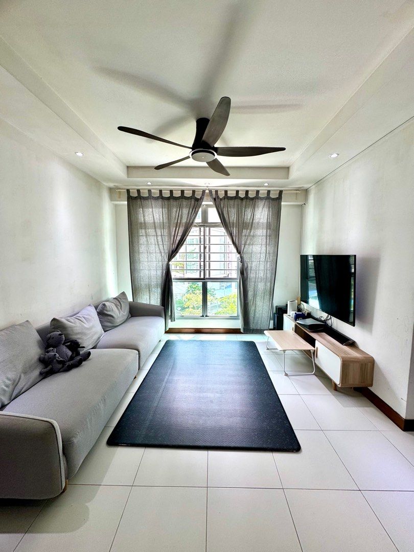 *RARE* 4-Room Corner Flat For Sale at Blk 446 Yishun Avenue 11, #04-XX63226192455041112