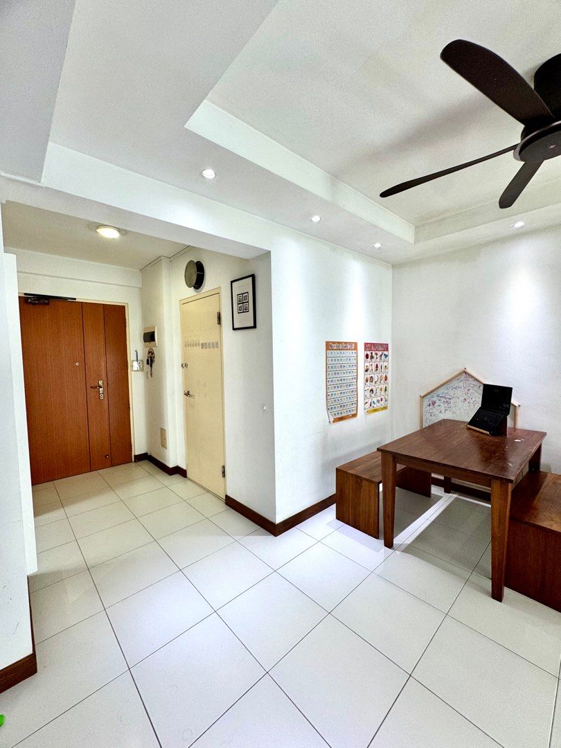 *RARE* 4-Room Corner Flat For Sale at Blk 446 Yishun Avenue 11, #04-XX63226192455041111