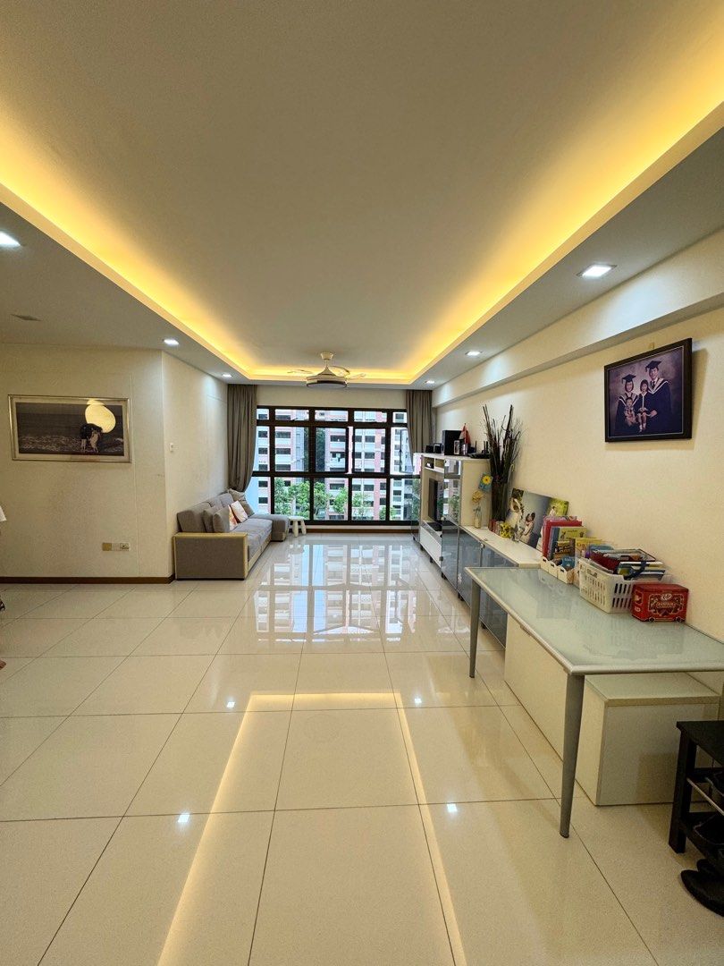 5-Room HDB Flat @ 985B Buangkok Crescent for Sale! (Category: HDB) located in Singapore. Submitted by rei.yang (Listing ID 1353571678, Image 2). Description: 🏡 5-Room HDB (110sqm) for Sale – Near Amenities & Schools! 💰 Price: S$668,000 📝 Description: Spacious and well-maintained 5-room HDB flat (110sqm) for sale! Fully renovated in 2012, this unit is in excellent condition as only one person has been staying in it. 🏠 Property Details: ✅ 110 s