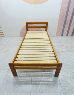 由 k0989596569 (刊登 ID 1380363554，圖片 1) 提交，位於 的 (類別：)，說明：。