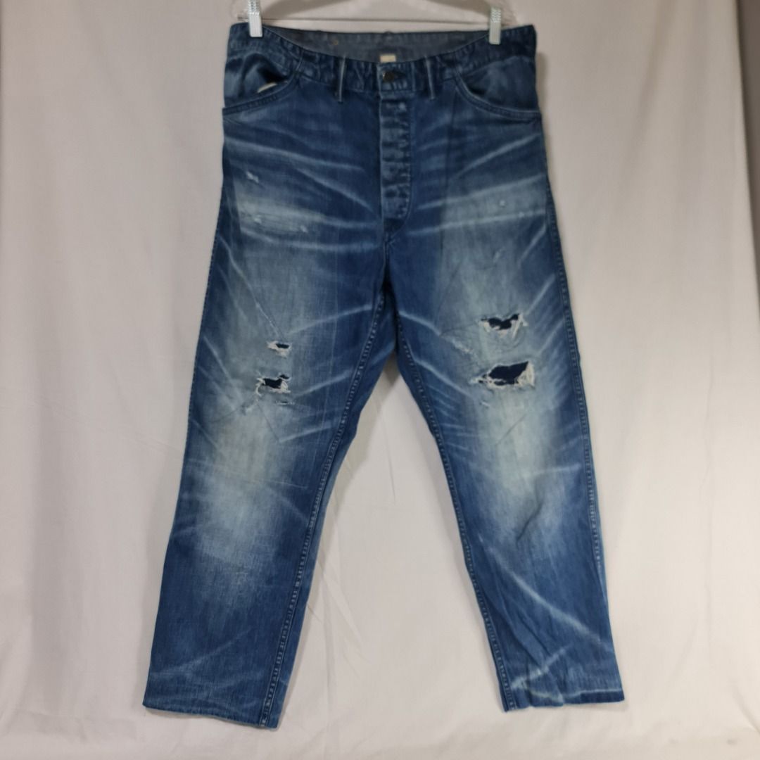 * * Ralph Lauren - Declutter Sale 092 * * (Category: Jeans) located in Quezon City. Submitted by jkr_kenshin (Listing ID 1380346817, Image 1). Description: Pre Loved Authentic Ralph Lauren Item is used. Boxed and stored for a year Size is posted in the picture ______________________________ Blue / Jeans / Vintage RRL Made in China US 36 ______________________________ R E A D C A R E F U L L Y First to pay get the item Pay within 24hrs No reservat