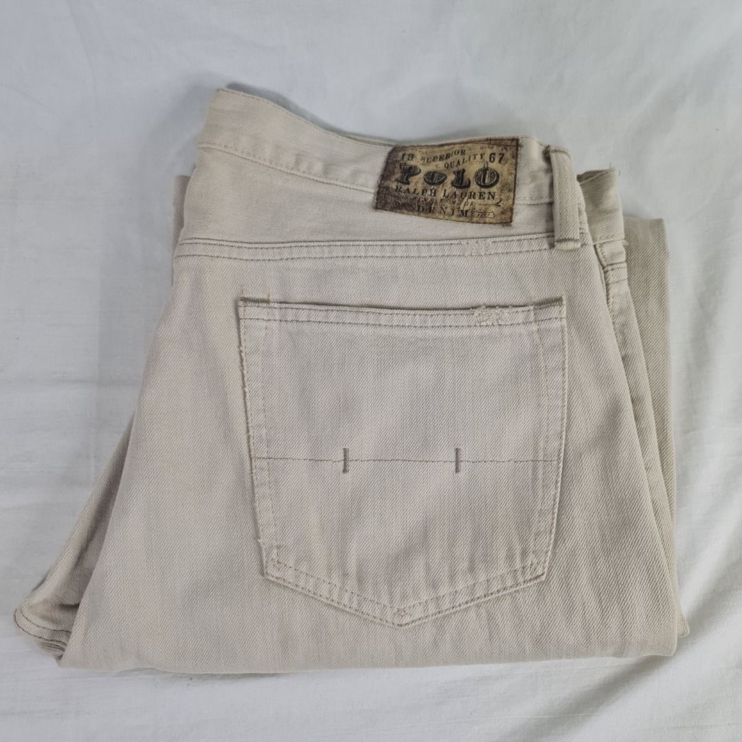 * * Ralph Lauren - Declutter Sale 083 * * (Category: Jeans) located in Quezon City. Submitted by jkr_kenshin (Listing ID 1380341821, Image 3). Description: Pre Loved Authentic Ralph Lauren Item is used. Boxed and stored for a year Size is posted in the picture ______________________________ Beige / Jeans / Vintage Classic 867 Made in Mexico US 34 ______________________________ R E A D C A R E F U L L Y First to pay get the item Pay within 24hrs N