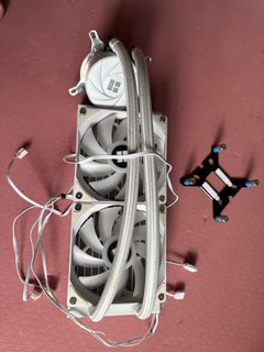 （分類：）位於 。 由 teratwaron 提交（商品編號 1380384590，圖片 1）。簡介： 。