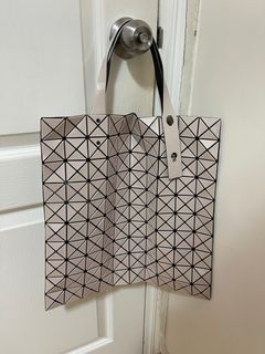 （分類：）位於 。 由 BB2022 提交（商品編號 1380333060，圖片 1）。簡介： 。