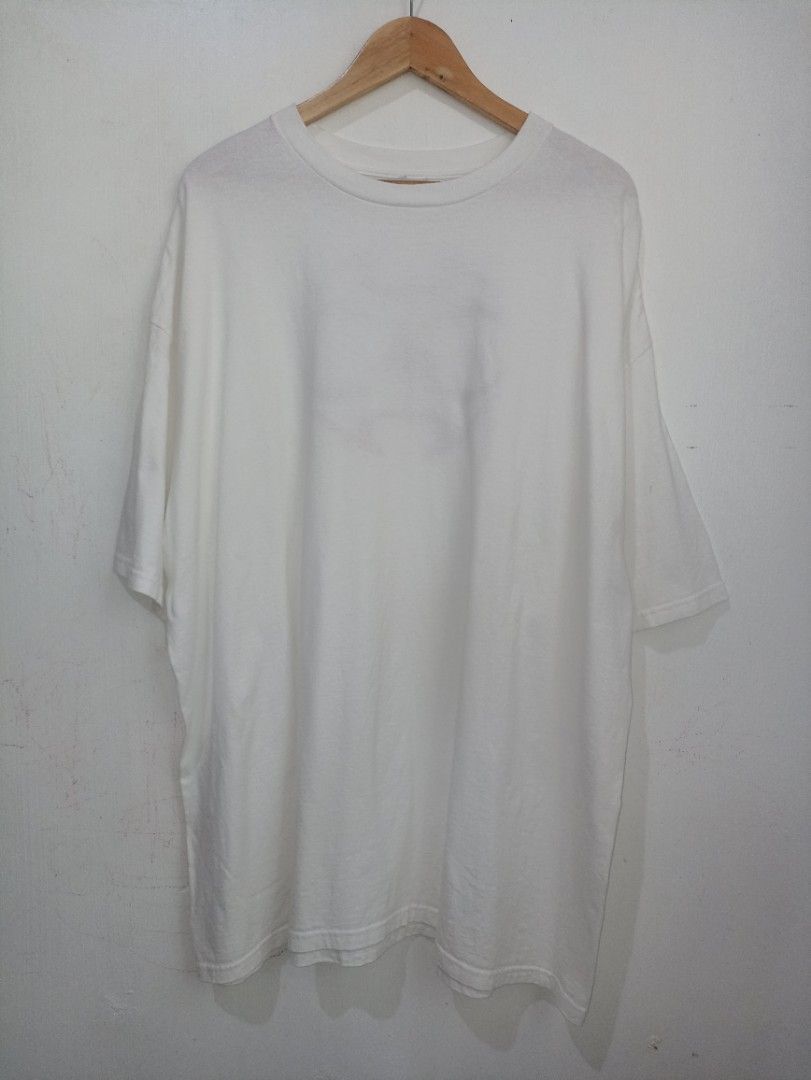 Adidas plain tee shirt vintage y2k (Category: Tshirts & Polo Shirts ) located in Alaminos. Submitted by aefalvarez (Listing ID 1380322105, Image 2). Description: dimes/size already included in the pictures.