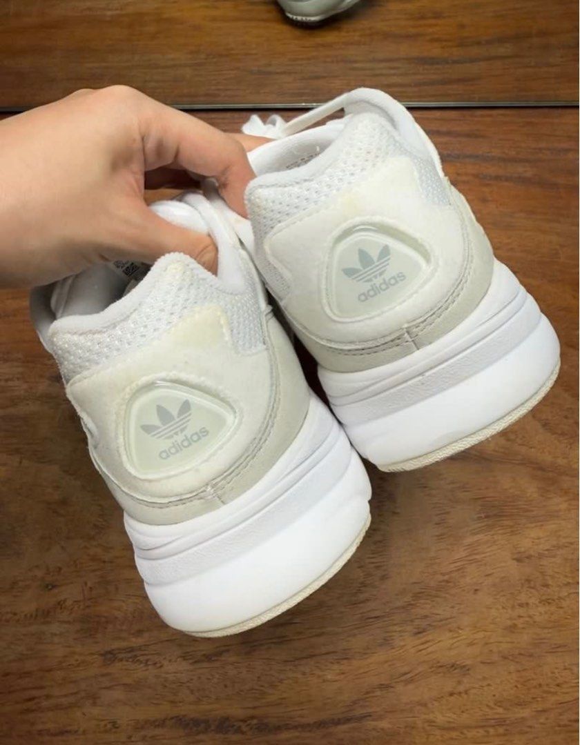 Adidas Yung 96- Unisex (Category: Sneakers) located in Pasig City. Submitted by apolstore (Listing ID 1380375543, Image 3). Description: Used twice Needs cleaning bought in Japan Size US 6 1/2-245cm If for womens, kasya po size 7 to 7 1/2.