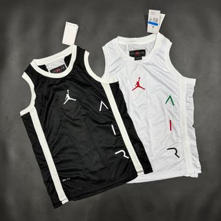 （分類：）位於 。 由 thrifterfinds 提交（商品編號 1380357582，圖片 1）。簡介： 。