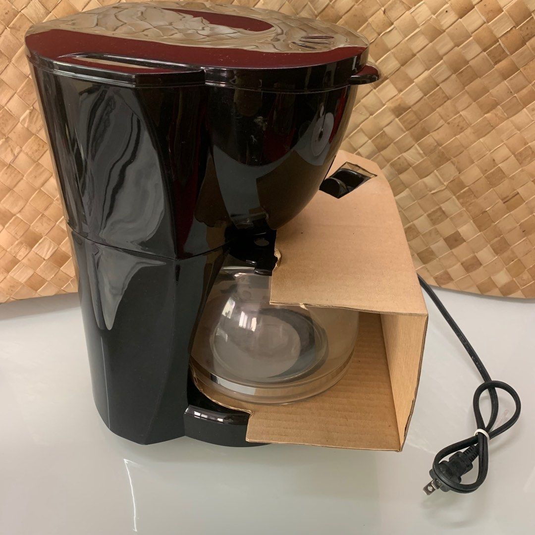 American Home Coffee Maker (Category: Coffee & Tea Tableware) located in Manila. Submitted by thebookclubz (Listing ID 1328892182, Image 3). Description: .