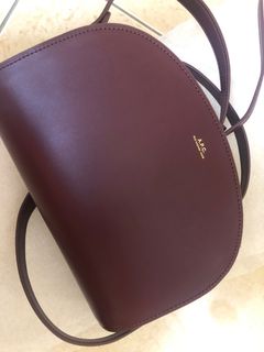 由 m656294 (刊登 ID 1380368784，圖片 1) 提交，位於 的 (類別：)，說明：。