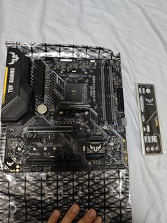 （分類：）位於 。 由 thisismyprofile8819 提交（商品編號 1380406653，圖片 1）。簡介： 。