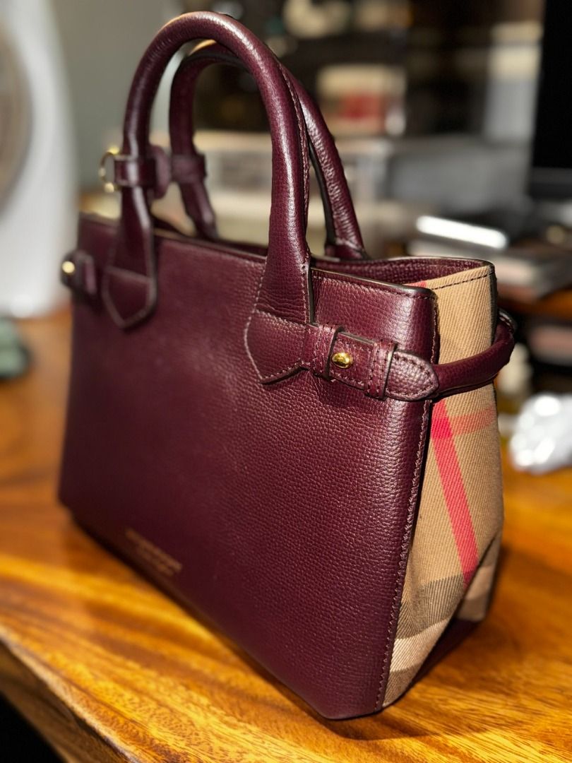 Authentic Burberry Banner Bag (Category: Luxury Bags & Wallets) located in Quezon City. Submitted by prelovedpersonallyowned (Listing ID 1375759169, Image 1). Description: my personal bag. its almost brand new, rarely used. comes with bag tag, dust bag and care card... price is slightly negotiable Good for meetup also in trinoma or sm north... If for mailing and delivery, strictly payment first before sending out the bag....