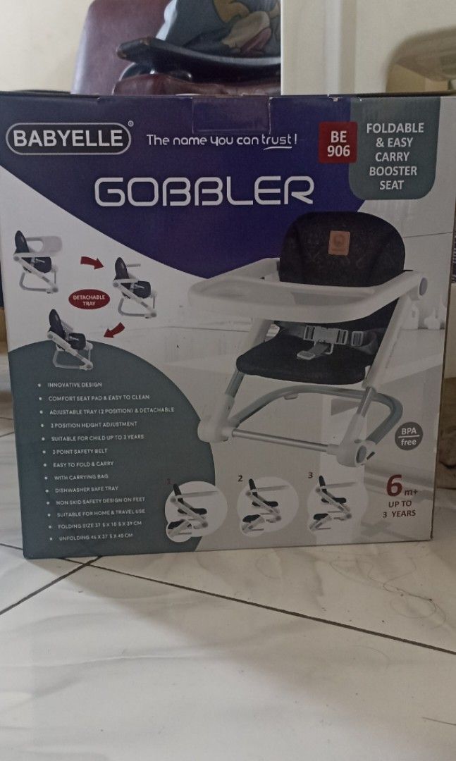 Baby chair (Kategori: Kereta, Kursi Goyang & Gendongan Bayi) berada di Bandung. Dikirim oleh syellasye (ID iklan 1380344849, Gambar 2). Deskripsi: Baby chair " Babyelle Gobbler " Barang baru hadiah lahiran Harga baru : 350.000 Alasan jual : sudah punya baby chair.