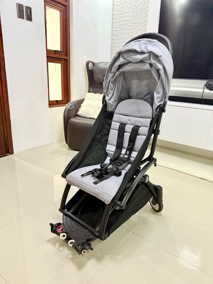 Babyzen Yoyo Connect (Category: Strollers) located in Angeles City. Submitted by jenncardiff (Listing ID 1380385451, Image 3). Description: Babyzen Yoyo Connect With 6+ Color Pack Stone Very Good Condition With Dust Bag With Box .