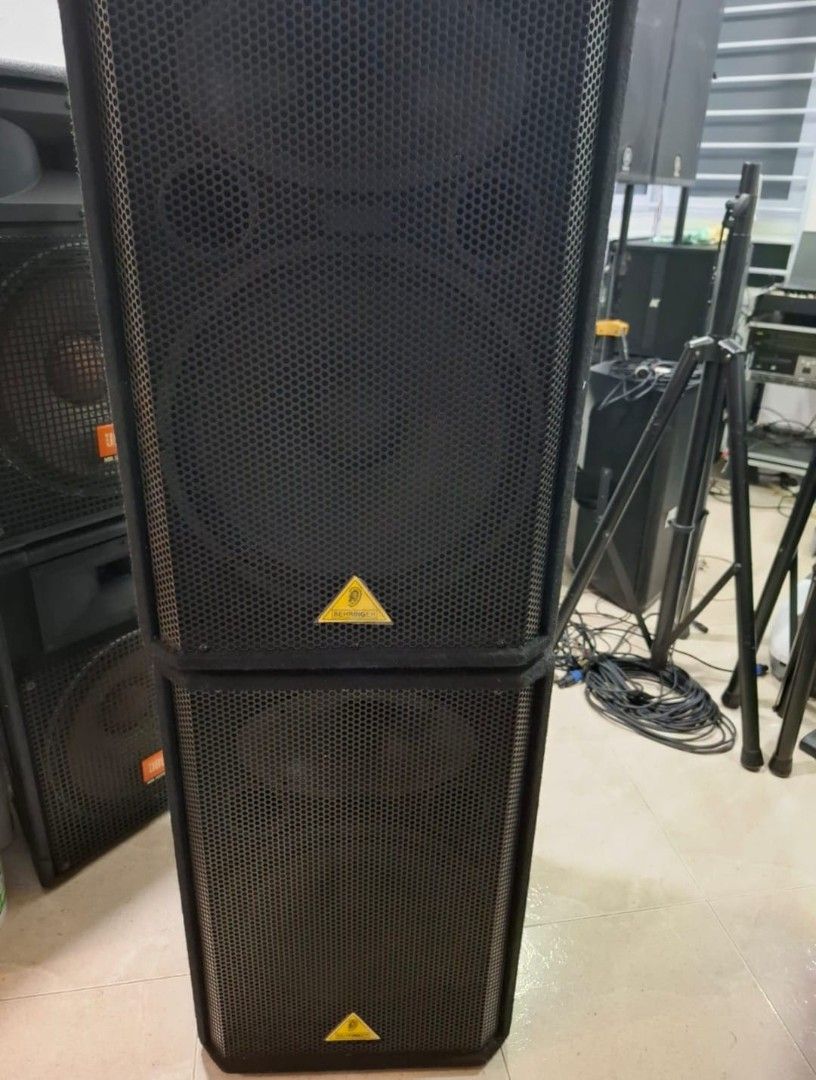 Behringer Eurolive VP1520 PA Speaker63222774516226115