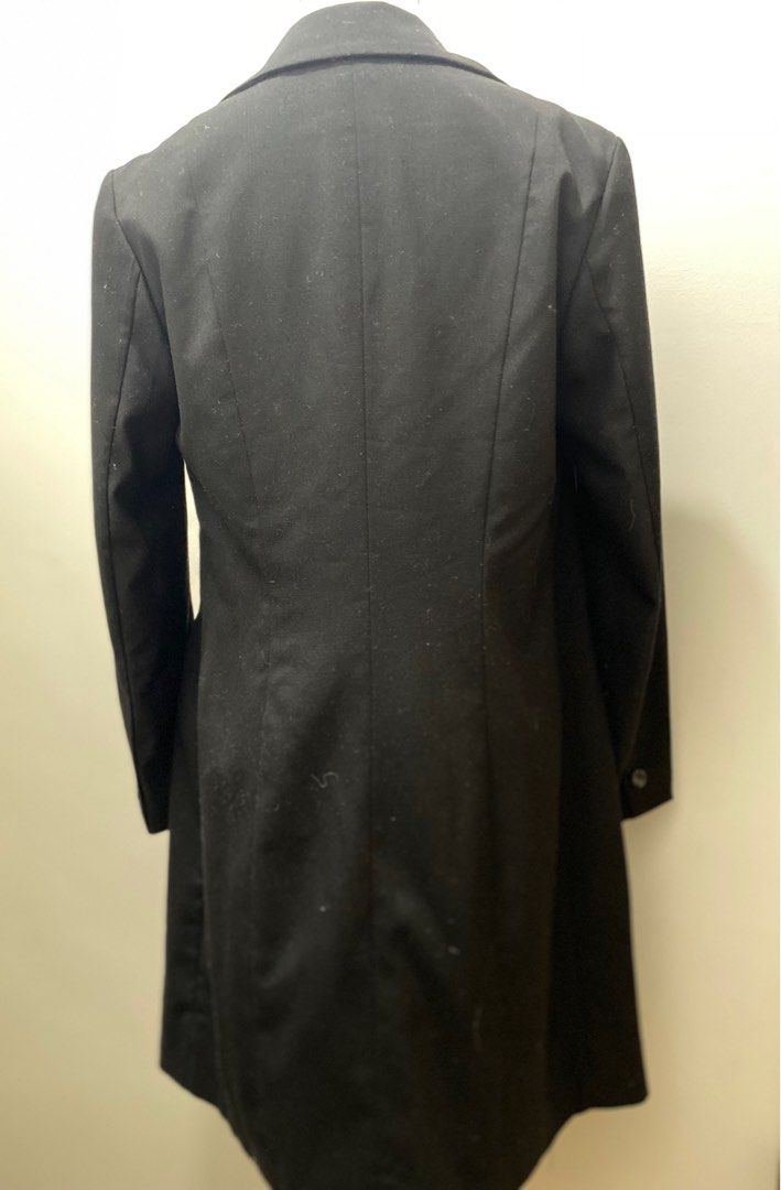 Black Blazer Dress (Category: Coats, Jackets and Outerwear) located in Cavite. Submitted by eessaa08 (Listing ID 1380368483, Image 2). Description: Color: black Size: small to semi medium Item description: Blazer dress, with 2 side pockets, 1 button closure, with inner lining. Knee length for 5” MOP: Gcash MOD: Lalamove or Jnt Location: Cavite City.
