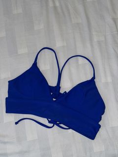 (Category: ) located in . Submitted by yyypreloved__ (Listing ID 1380409387, Image 1). Description: .