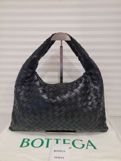 (Kategori: ) berada di . Dikirim oleh anzeraluxbags.id (ID iklan 1380396312, Gambar 1). Deskripsi: .