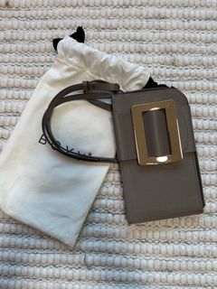 （分類：）位於 。 由 helloabella 提交（商品編號 1380410263，圖片 1）。簡介： 。