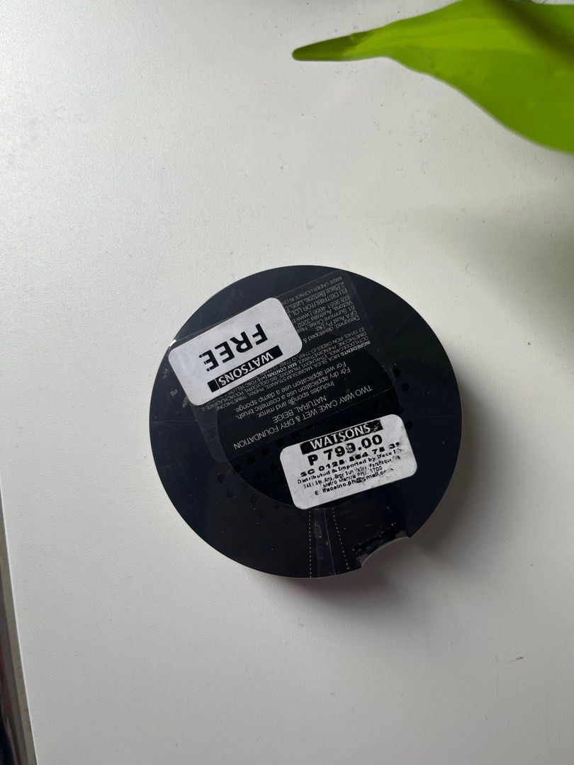 BYS Two Way Cake Foundation (B1T1) (Category: Makeup) located in Taguig. Submitted by cee_tee (Listing ID 1380385017, Image 2). Description: -Sealed and giving away free used (once only) powder -rfs: dark for my skin tone -Shade: Natural Beige.