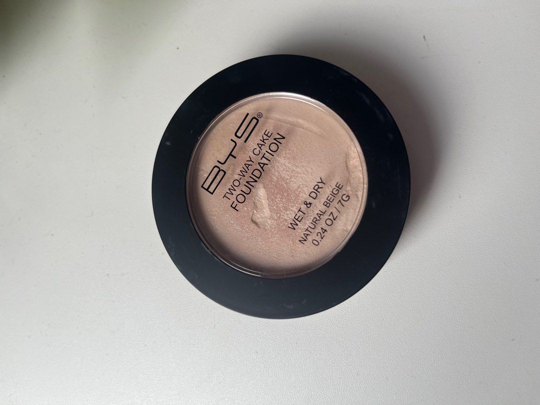 BYS Two Way Cake Foundation (B1T1) (Category: Makeup) located in Taguig. Submitted by cee_tee (Listing ID 1380385017, Image 3). Description: -Sealed and giving away free used (once only) powder -rfs: dark for my skin tone -Shade: Natural Beige.