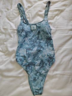 (Category: ) located in . Submitted by allthriftthings (Listing ID 1380318039, Image 1). Description: .
