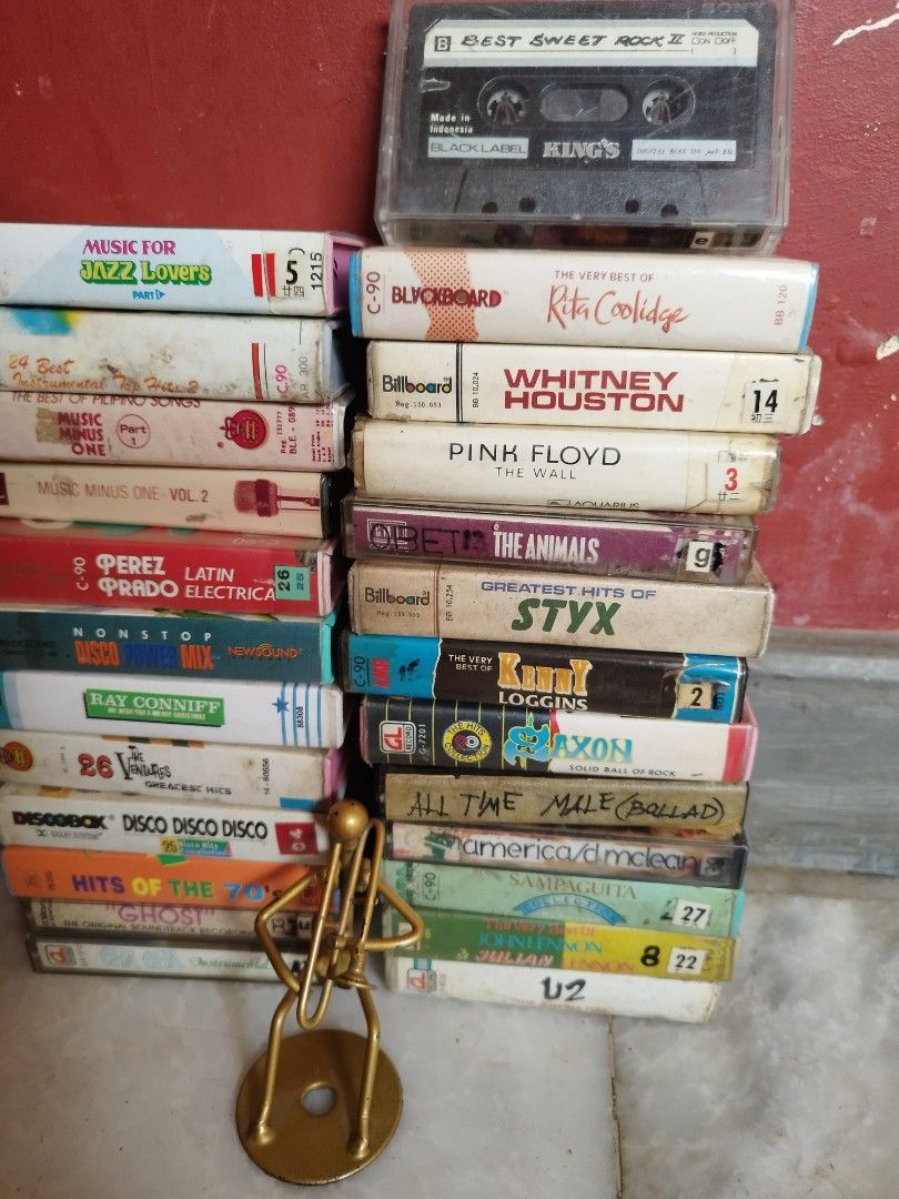 Cassette Tapes (Saudi) (Category: Soundbars, Speakers & Amplifiers) located in Antipolo. Submitted by motable.paul (Listing ID 1380408196, Image 3). Description: 👉vintage cassette tape (saudi) 👉all for 1k only with free tapes in the box pls see picture 👉this is vintage tapes Sold As Is 👉location :antipolo city.