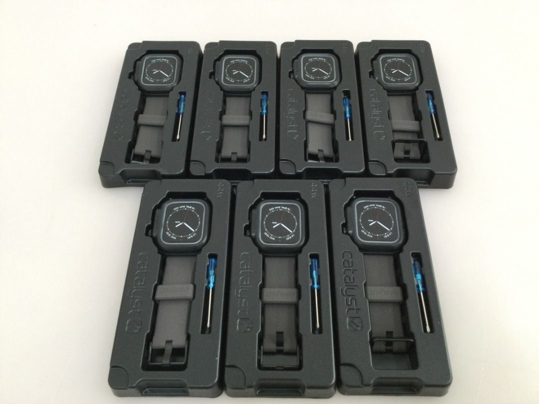 由 looneysale (刊登 ID 1380494584，圖片 2) 提交，位於 台中市 (Taichung) 的 CATALYST 44mm Apple Watch 6 / 5 / 4 / SE 軍規防摔、超強防水 保護殼【全新】 (類別：手機套及手機殻)，說明：商品名稱:：CATALYST 44mm Apple Watch 6 / 5 / 4 / SE 軍規防摔、超強防水 保護殼 品牌：Catalyst ⚡商品規格： 適用型號：44mm Apple Watch Series 6 / 5 / 4 / SE (Gen 2 / 1) 防水等級： IP-68，測試深度達100公尺 防護等級：軍規級衝擊保護，防摔落高度高達2公尺 材質：聚碳酸酯外殼、矽膠內襯/錶帶 尺寸：25.50cm x 4.80cm x 1.40cm 🔥商品特色： ★ IP-68防水等級，100公尺 深度測試，全面防水的同時抵禦灰塵、泥土與沙子，適合極端環境（如雪地、沙灘） ★ 軍規級MIL-STD-810G防摔，2