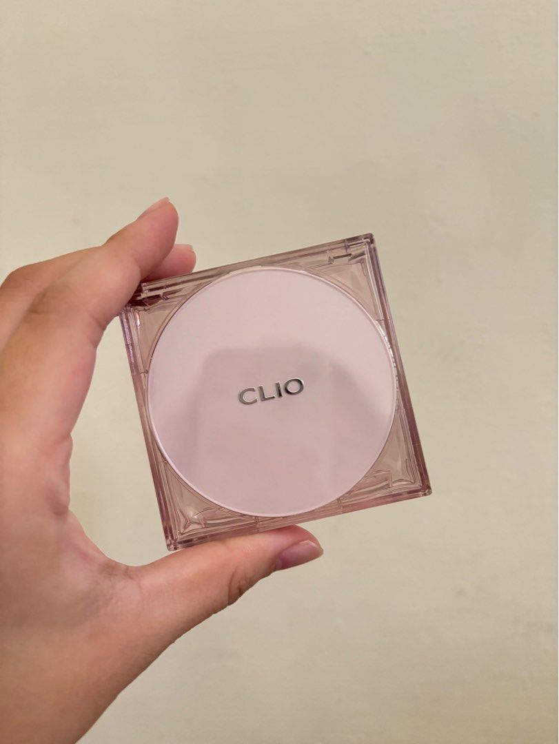 由 8065wee (刊登 ID 1380349227，圖片 1) 提交，位於 台南市 (Tainan) 的 CLIO粉色空盒 (類別：化妝品)，說明：不換物 出貨需4-7天不介意者再下單。