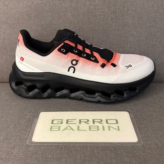 (Category: ) located in . Submitted by gerroofsneakercomplexph (Listing ID 1380495369, Image 1). Description: .