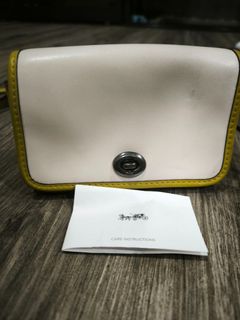 (Kategori: ) berada di . Dikirim oleh haku_kazuprelove (ID iklan 1380312323, Gambar 1). Deskripsi: .
