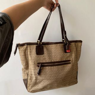 (Kategori: ) berada di . Dikirim oleh bysunnie (ID iklan 1377508433, Gambar 1). Deskripsi: .