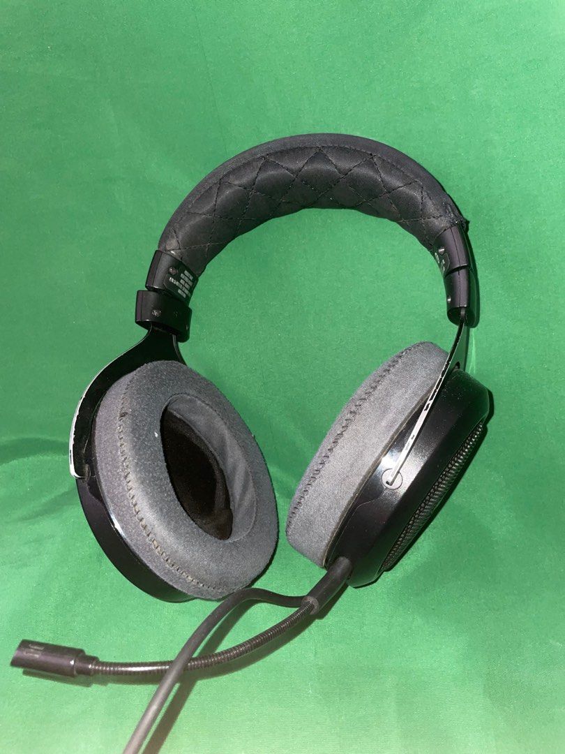 Corsair HS50 (Category: Headphones & Headsets) located in Caloocan City. Submitted by aatvillas (Listing ID 1380356700, Image 1). Description: For Meetup only: Ayala Cloverleaf For sale: Corsair HS50 Used Issues: - nag worn out na leather niya - nagtuklap na paint - loose jack na, siguro dahil sa dumi at age Maayos pa rin audio naman audio niya. Ginagamit ko for interviews since malinaw yung mic (Discord certified) .