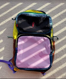 FREITAG E001 KOTKIN+F252 BANDIT（赤と緑） The F252 BANDIT transforms E001 KOTKIN and E002 WEISZ into a