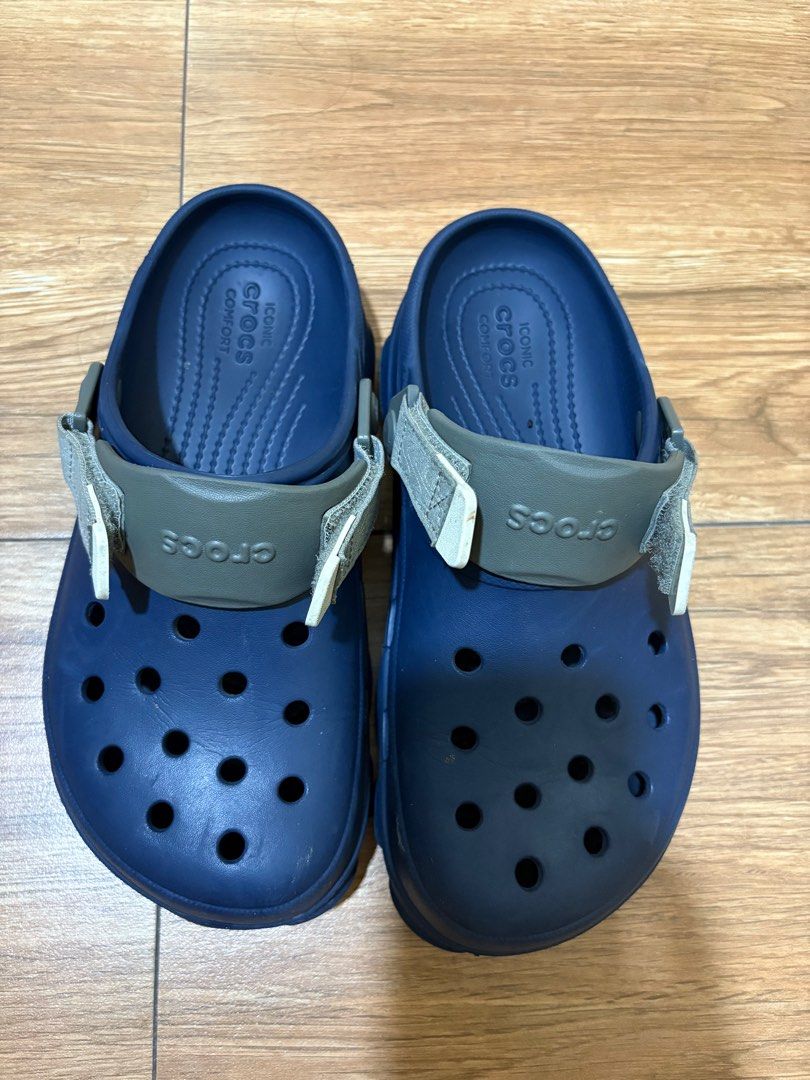 Crocs Terrain Clogs (Category: Slippers & Slides) located in Manila. Submitted by dvnlcrz (Listing ID 1380444986, Image 2). Description: Bought it for 2300. Minsan lang gamitin, di ko na bet style and color :(( will buy another one pag nabenta ‘to HAHA PLS.